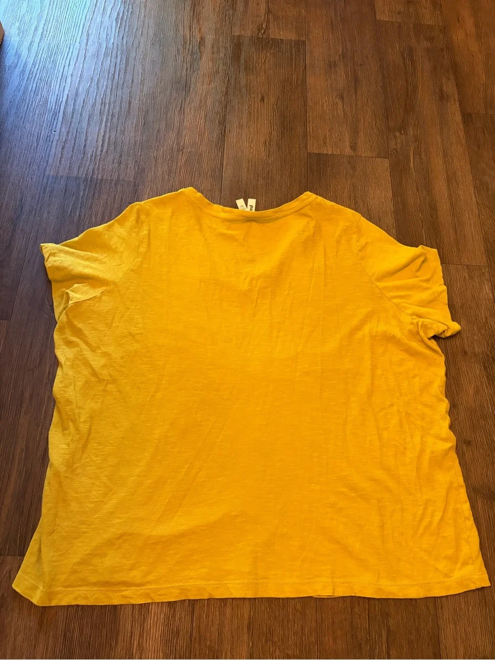 Women's Pact Mustard Yellow Organic Cotton V-Neck Short Sleeve T-shirt Size XXL - Picture 6 of 6